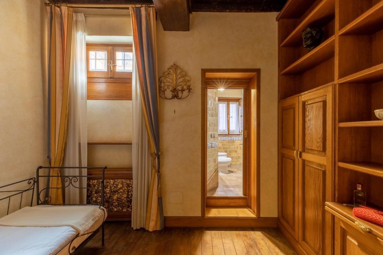 Iflat Golden Gem In Trevi Apartment Rome Luaran gambar